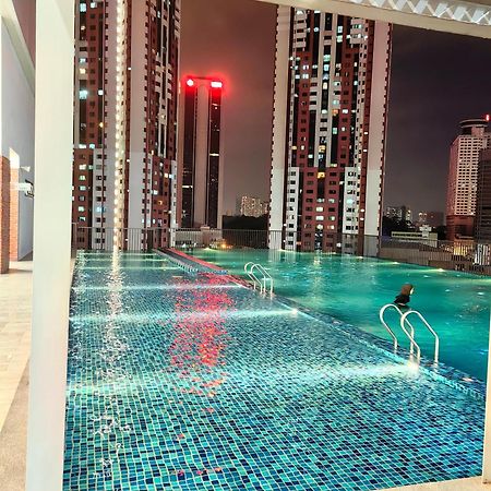 Chambers Residence Klcc By Purple Orchid Kuala Lumpur Bagian luar foto