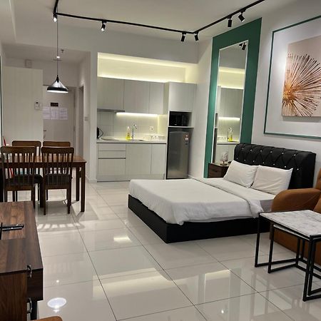 Chambers Residence Klcc By Purple Orchid Kuala Lumpur Bagian luar foto