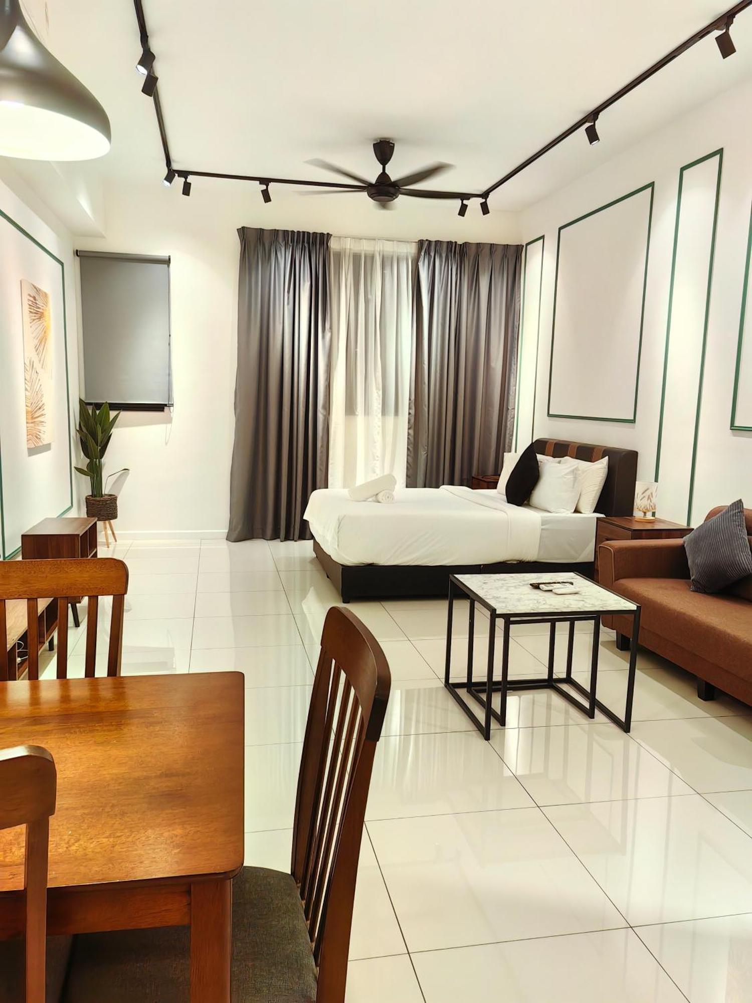 Chambers Residence Klcc By Purple Orchid Kuala Lumpur Bagian luar foto
