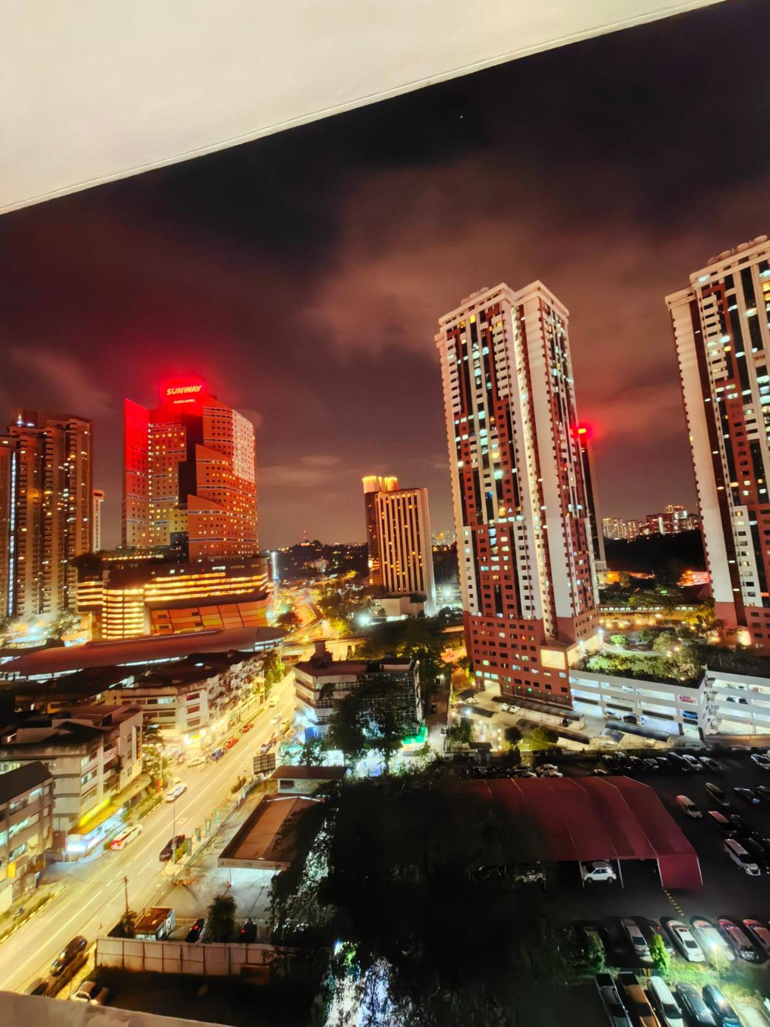 Chambers Residence Klcc By Purple Orchid Kuala Lumpur Bagian luar foto