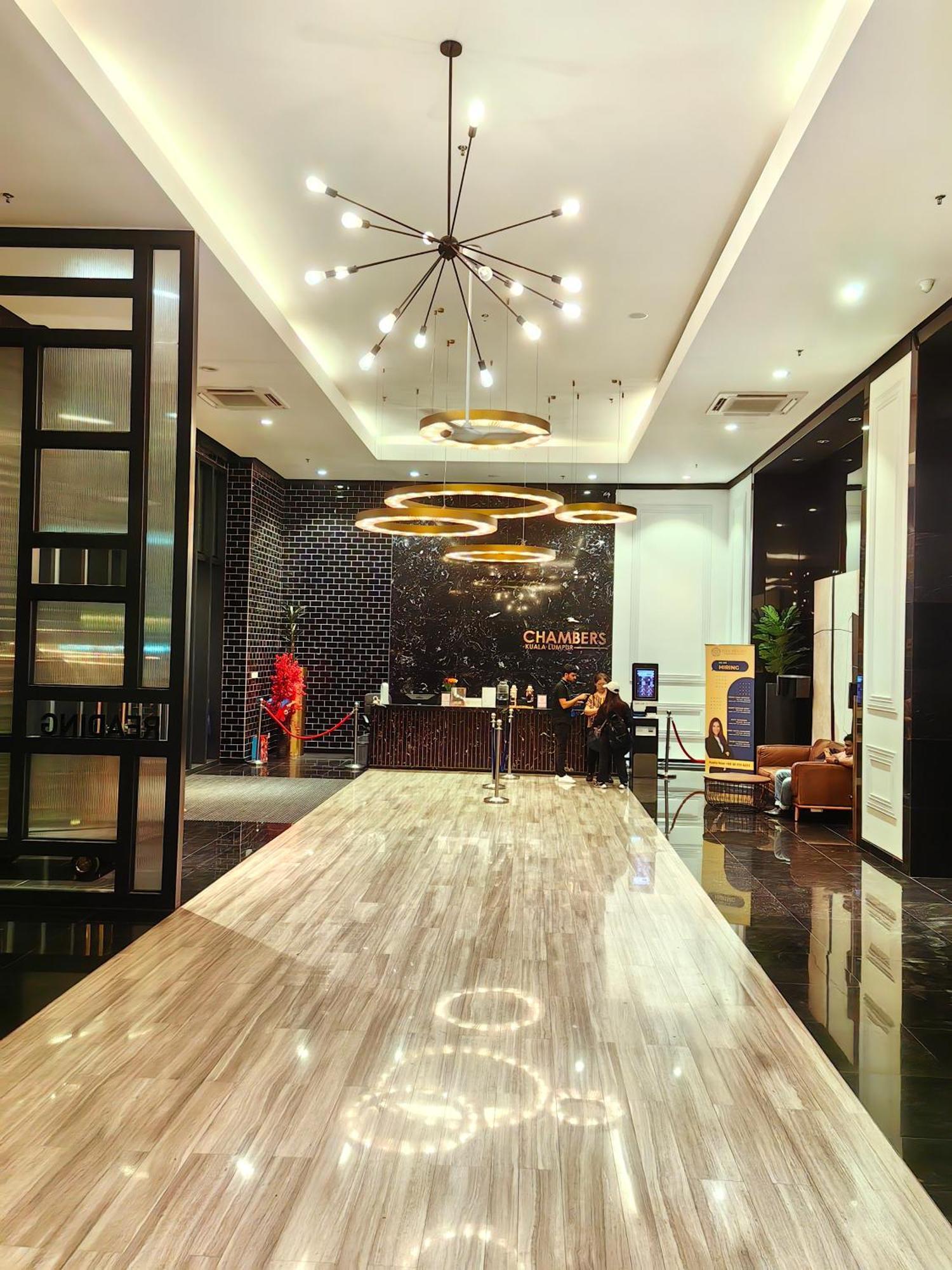 Chambers Residence Klcc By Purple Orchid Kuala Lumpur Bagian luar foto